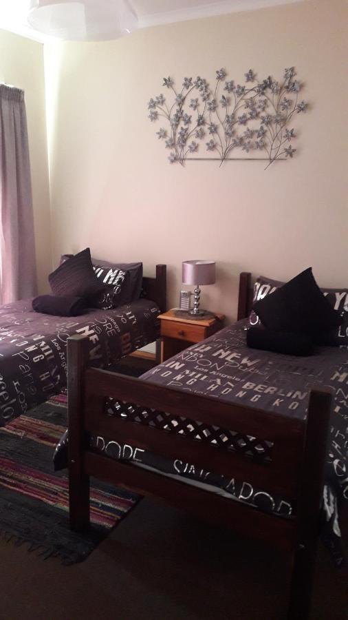 Pride Rock Accommodation Middelburg  Bagian luar foto